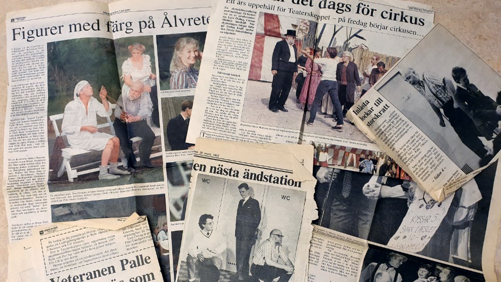 Tidningsklippen om Palle Ohlsén har varit många genom åren och de flesta har handlat om teater.