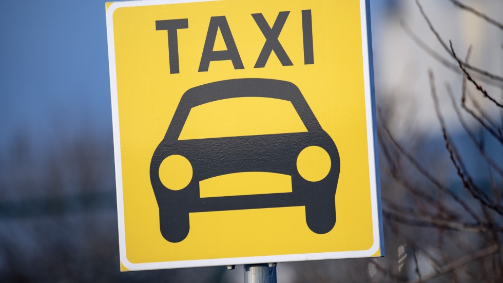 Flera taxibolag använder systemet som av någon anledning skriver ut flera decennier gamla kvitton.