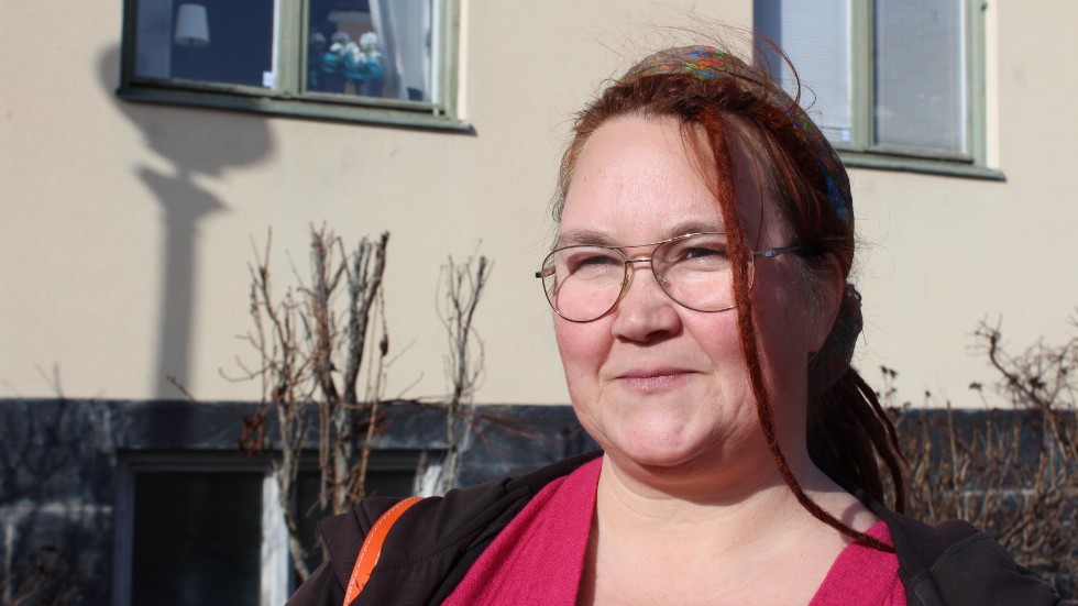 Malin Svensson valde att engagera sig politiskt för två år sedan. Nu blir hon ordförande för Åtvidabergs arbetarekommun och vill jobba för att få fler att engagera sig i politiken.