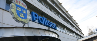 Polis avlossade vapen på Arlanda – får löneavdrag