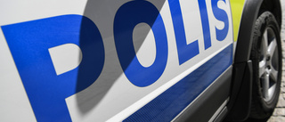 Försökte köra ifrån polis - döms till samhällstjänst