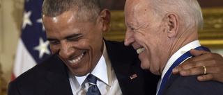 Obama ställer sig öppet bakom Biden