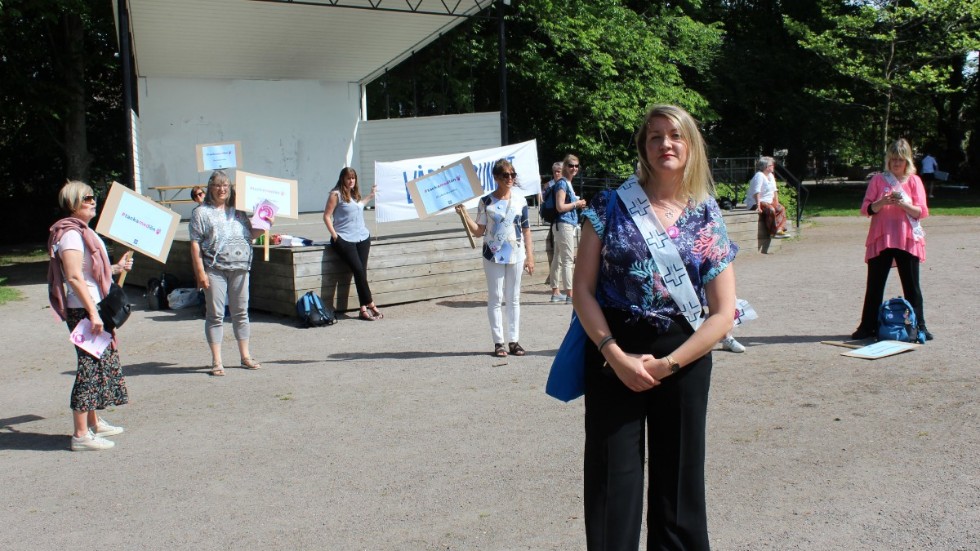 Emma Klingvall är avdelningsordförande för Vårdförbundet i Östergötland. Hon och ytterligare några medlemmar deltog vid gårdagens manifestation för högre löner.