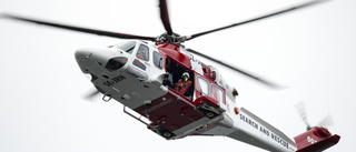 Holmöfärjan fick motorhaveri – passagerare räddades med helikopter