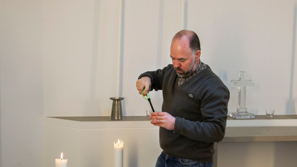 Johan Ohlsson förbereder Ljusets kapell.