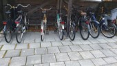 Skebo märker upp cyklar 