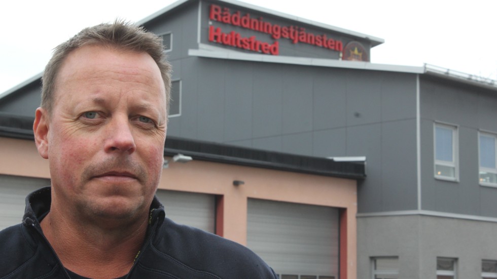 Antalet trafikolyckor i Hultsfreds kommun ser ut att minska i år, kontaterar Michael Hesselgård, räddningschef. "Så här långt i år har vi haft 45 larm om olyckor".