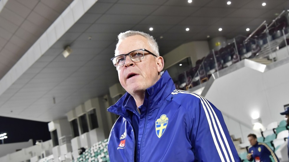 Herrarnas förbundskapten Janne Andersson går precis som damlandslagets dito Peter Gerhardsson tillfälligt ned i lön. Arkivbild.