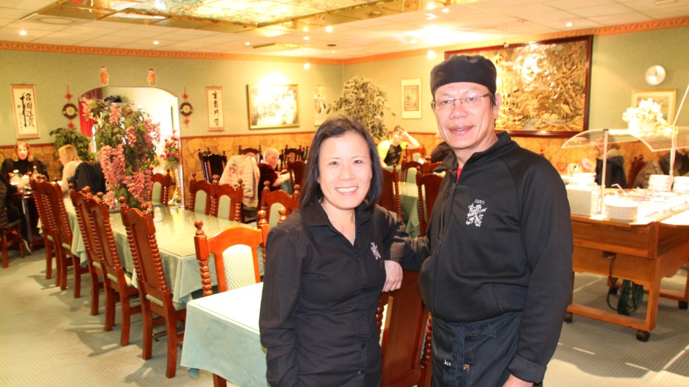 Restaurang Bambugården i Hultsfred, med ägarna Xuan Thi Le och Chin Phan, har öppnat igen efter tre månaders stängning. Personalen blev fast i Vietnam på grund av coronaviruset.