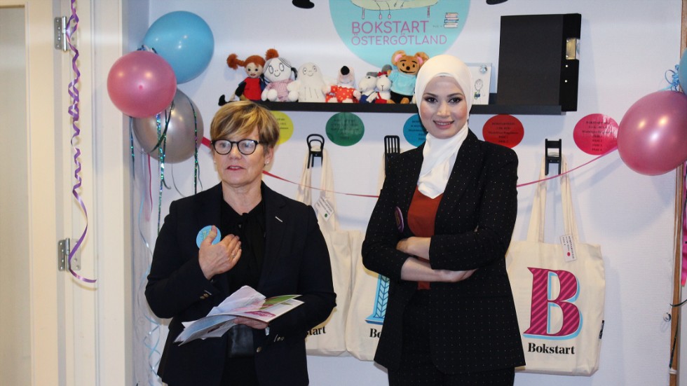 Margareta Gustafsdotter och Wafaa Alnafei är bokstartare i Norrköping. De ska försöka få fler föräldrar att läsa med sina barn.