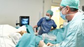 Navigerar sig fram genom patientens blodkärl