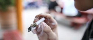 Rökte på vid skola – minderårig tog på sig skulden