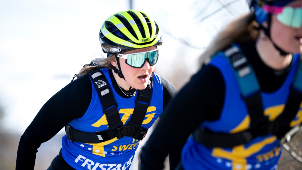 Stina Nilsson njuter av starten på sin nya karriär och sprider med sin entusiasm också energi till de andra i skidskyttelandslaget.