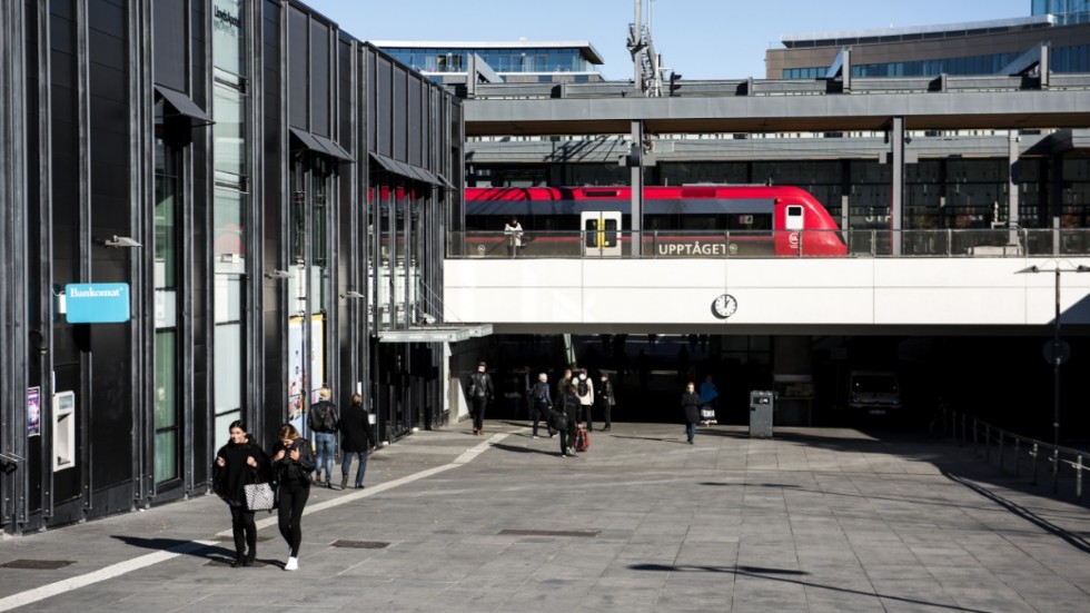 En pakistansk journalist som har asyl i Sverige försvann efter att ha tagit tåget från Stockholm till Uppsala den 2 mars. Åklagarmyndighetens riksenhet för internationell brottslighet utreder nu ett försvinnande i Uppsala den 2 mars. Arkivbild.