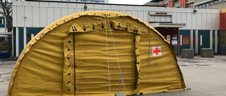 Mälarsjukhuset rustar med tält vid akuten