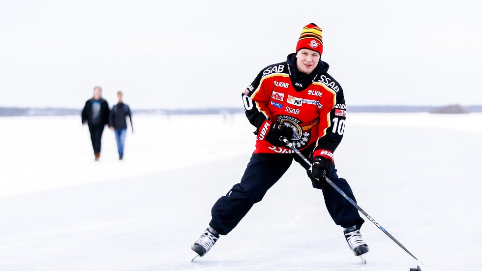 Toni Rajala tillhörde Luleå Hockey säsongen 2015/2016.