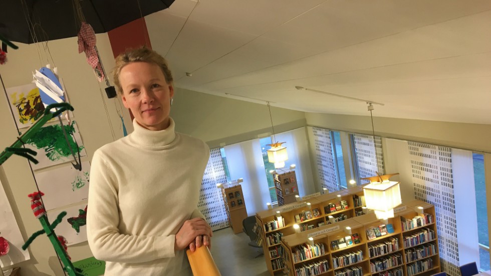 Johanna Hellstrand, tf chef för Kultur och Fritid, tycker att samarbetet mellan biblioteket och bokhandel fungerat bra. "Vi har kommit på idéer som vi annars inte hade gjort".