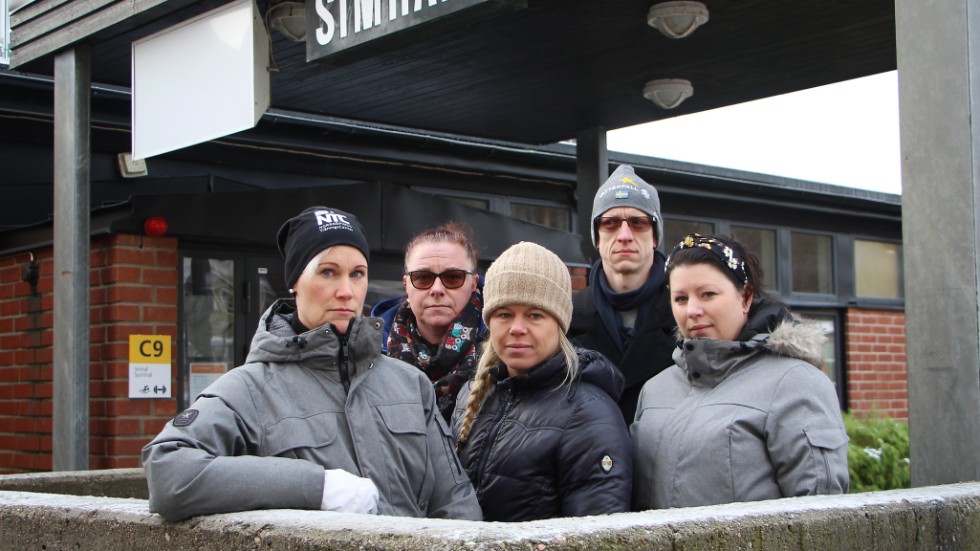 De reagerar när simhallen hålls stängd