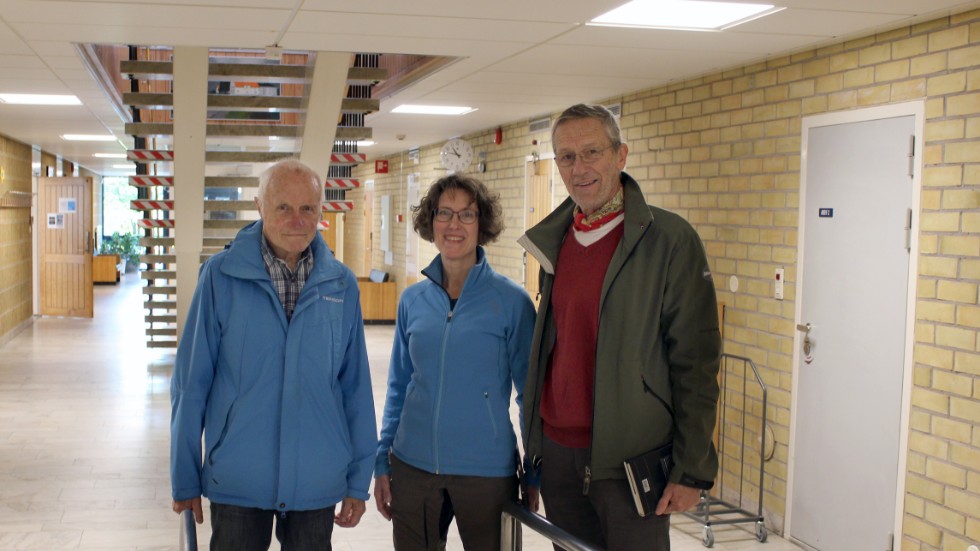 Bo Söderberg, Eva Pettersson och Kristian Svedberg representerar Gamleby amatörastronomers förening.
