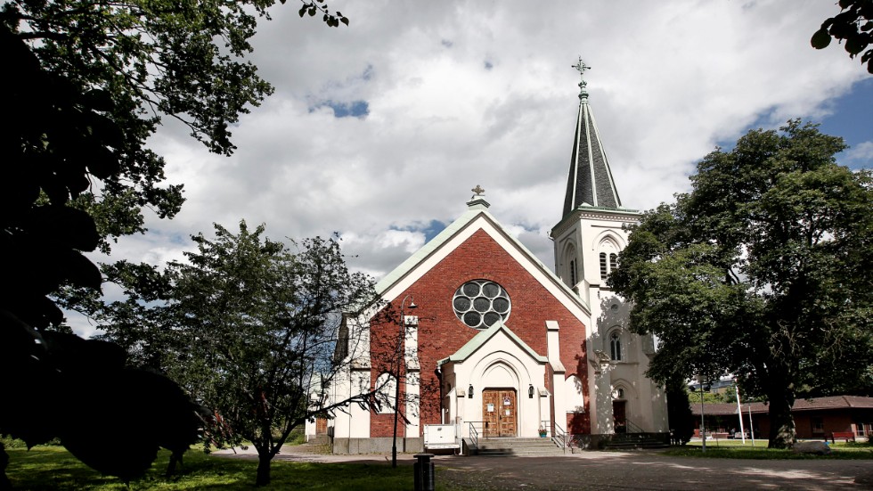 Ett kulturevenemang till förmån för Uppsalas hemlösa arrangeras i Mikaelkyrkan på lördagskvällen.
