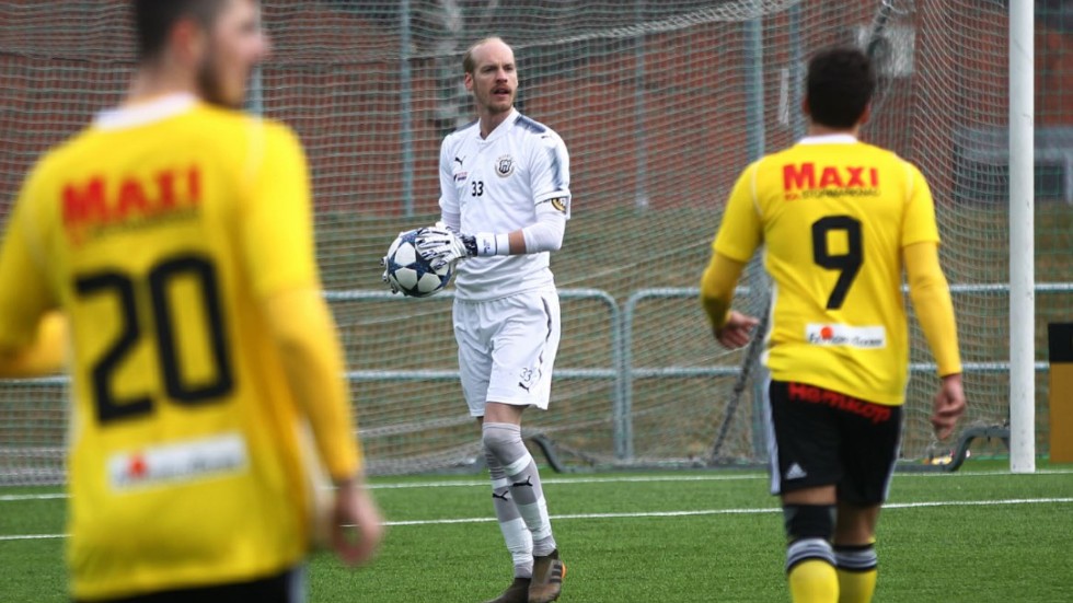Jimmy Karlsson blir kvar i Smedbys mål.