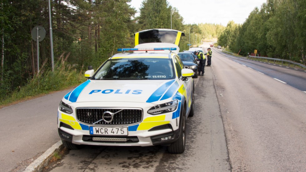 I höjd med Sinksundet norr om Luleå inträffade en olycka mellan en cyklist och en bil på lördagen. En kvinna ska enligt de första uppgifterna ha skadats lindrigt. Bilden är tagen tidigare under sommaren.