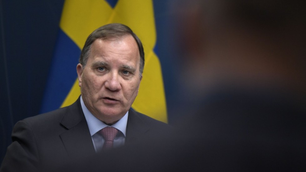 Statsminister Stefan Löfven håller pressträff med socialminister Lena Hallengren.