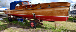 Den gamla träbåten i bilder        