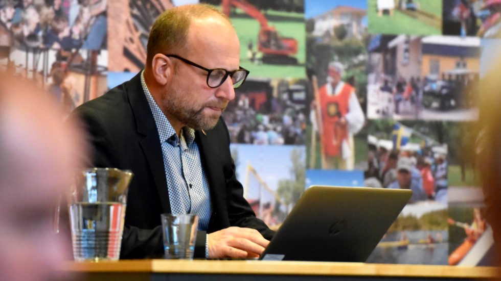 Anders Axelsson har inte gjort någon hemlighet av att han är intresserad av arbete utanför Finspång kommuns gränser.
