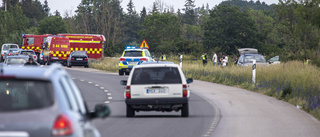 TRAFIKOLYCKA: Personbil körde av vägen i Follingbo