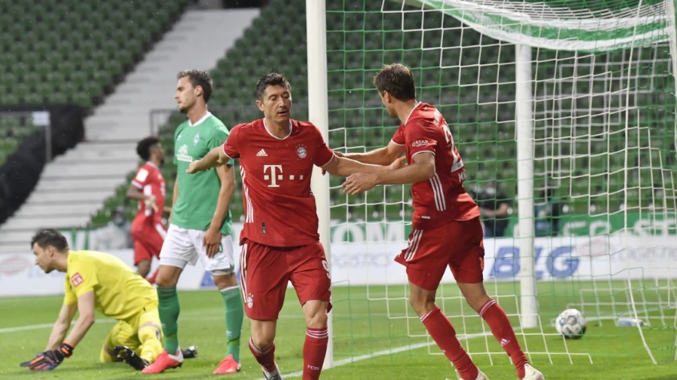 Robert Lewandowski gjorde målet som säkrade ligatiteln för Bayern München.