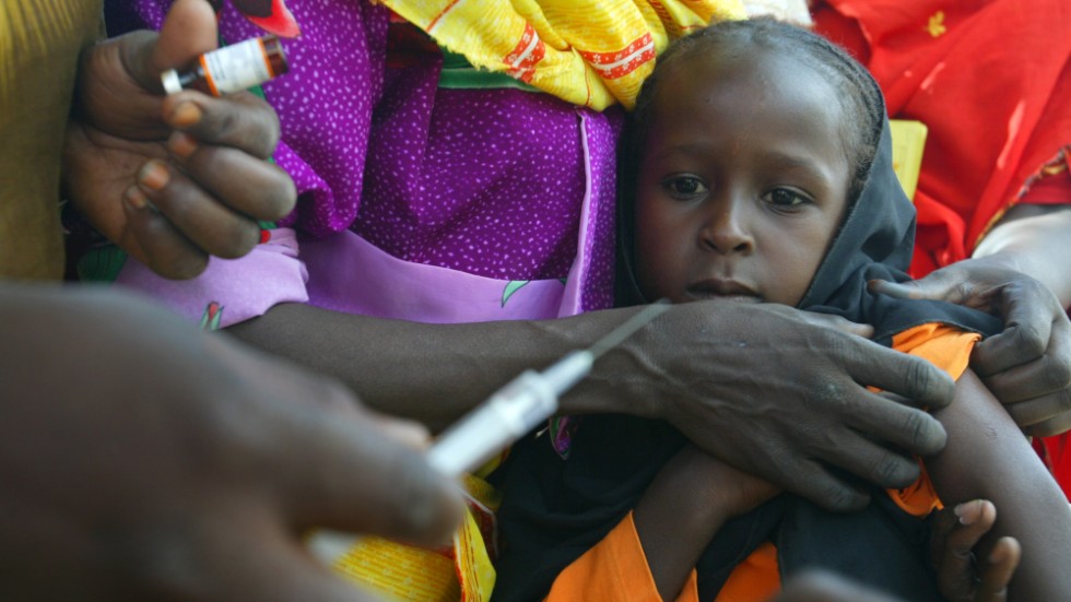 Vaccinationer mot mässling och polio ges i Bahai, vid gränsen mellan Tchad och Sudan. Arkivbild.