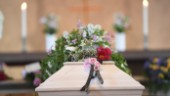 Kyrkans nya besked: Max tio får delta på begravningar