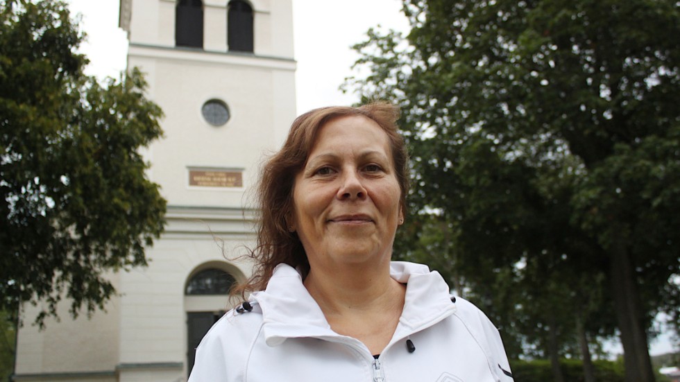 Kyrkoherde Hélén Elfving har sagt upp sig och lämnar tjänsten i augusti.