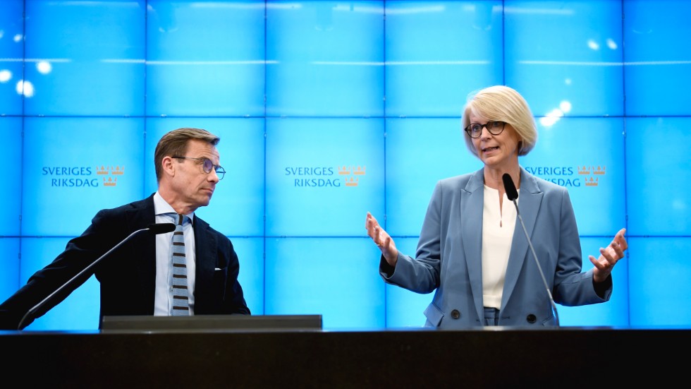 Moderaternas partiledare Ulf Kristersson och ekonomisk-politiska talesperson Elisabeth Svantesson. Arkivbild.