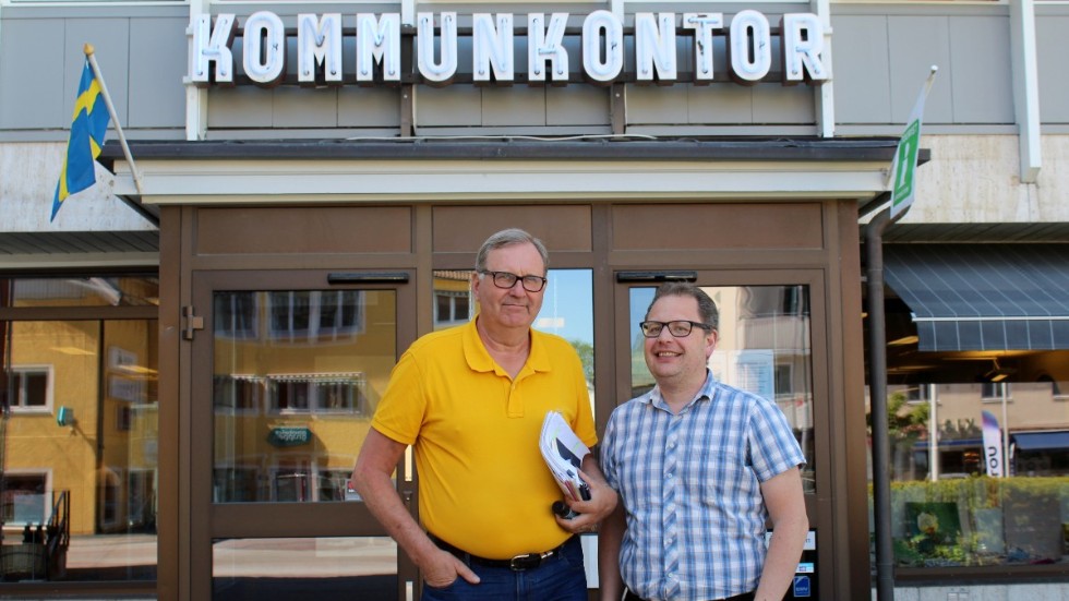 Christer Segersteen och Lars Karlsson var nöjda med slutrapporten för marknadsföringsplattformen som de hoppas ska bidra till att fler flyttar till Rimforsa och Kinda kommun. 