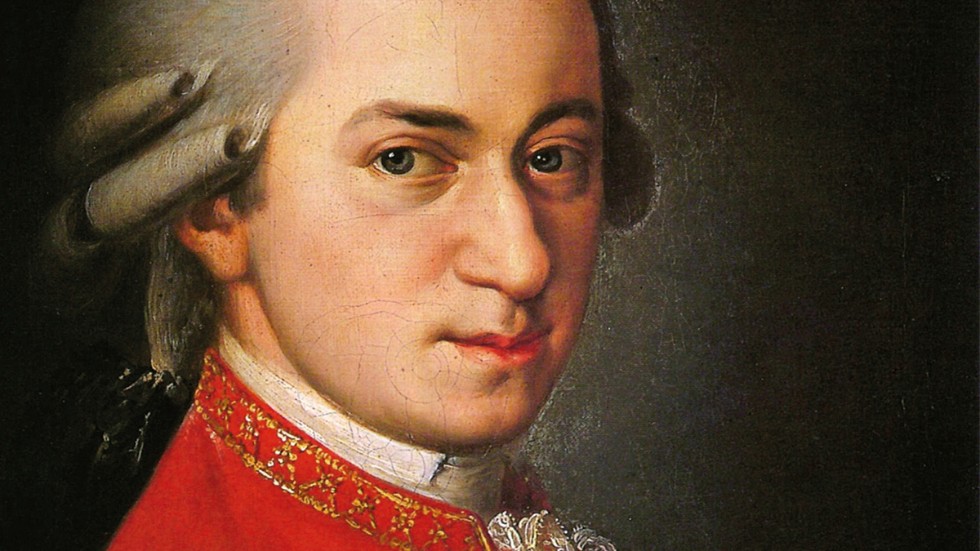 Wolfgang Amadeus Mozart (1756–1791) påbörjade sitt Requiem i d-moll under det sista levnadsåret men hann inte klart. Verket färdigställdes av två av hans elever.