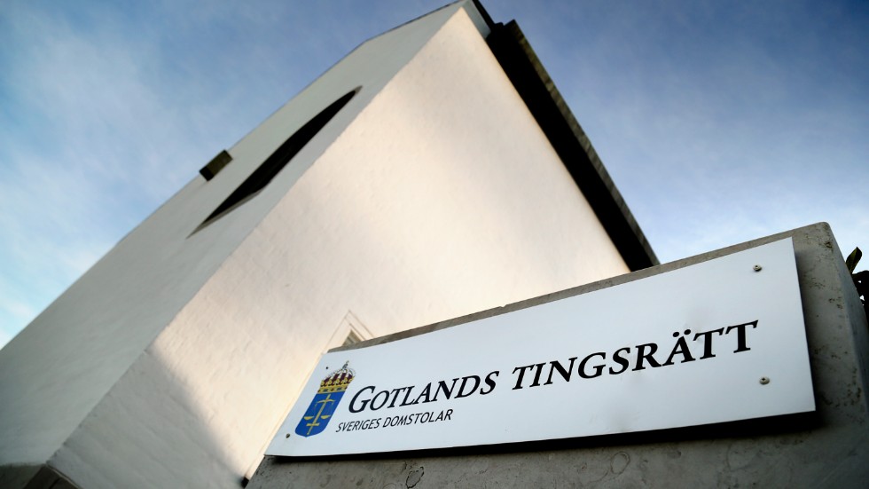 22-årig kvinna döms för rattfylleri och narkotikabrott vid Gotlands tingsrätt.