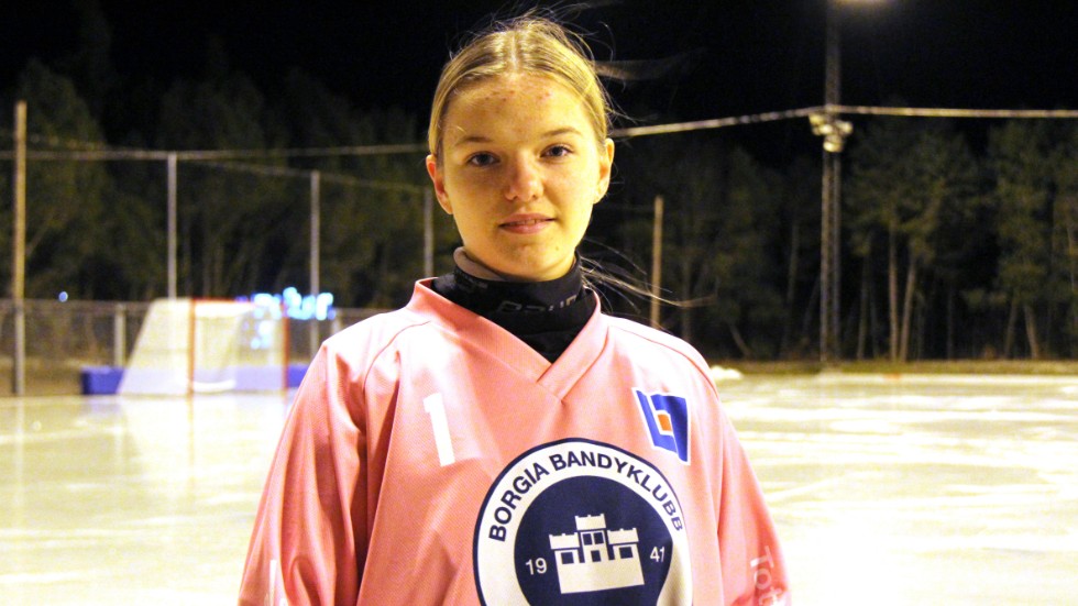 Selma Grundström har en spännande säsong framför sig, med spel i tre olika klubbar.