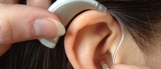 Stäng inte ute oss hörselskadade – rädda våra hörslingor