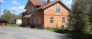 Kommunen vill inte ha bostäder i Strålsnäs stationshus