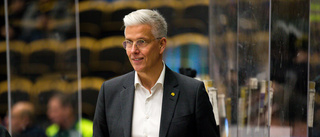 AIK:s klubbdirektör om permitteringsarbetet: ”Om fabriken stannar, ja då stannar allt”