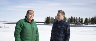 Förrädiska isar och vakar gör skärgårdsisen osäker