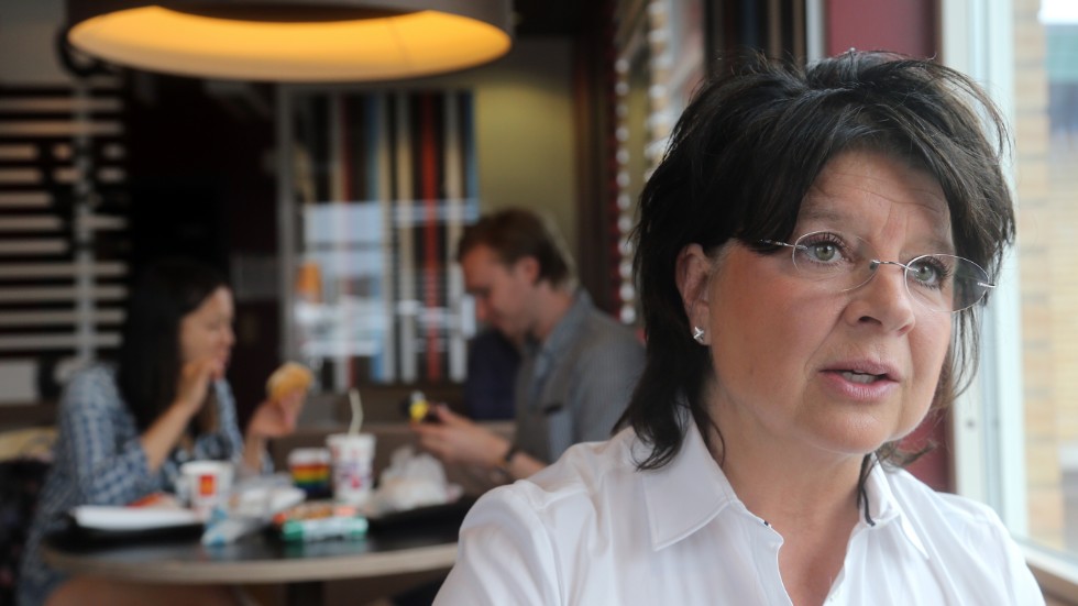 Carina Eriksson har köpt McDonalds i Ödeshög och driver nu restauranger i hela västra Östergötland.