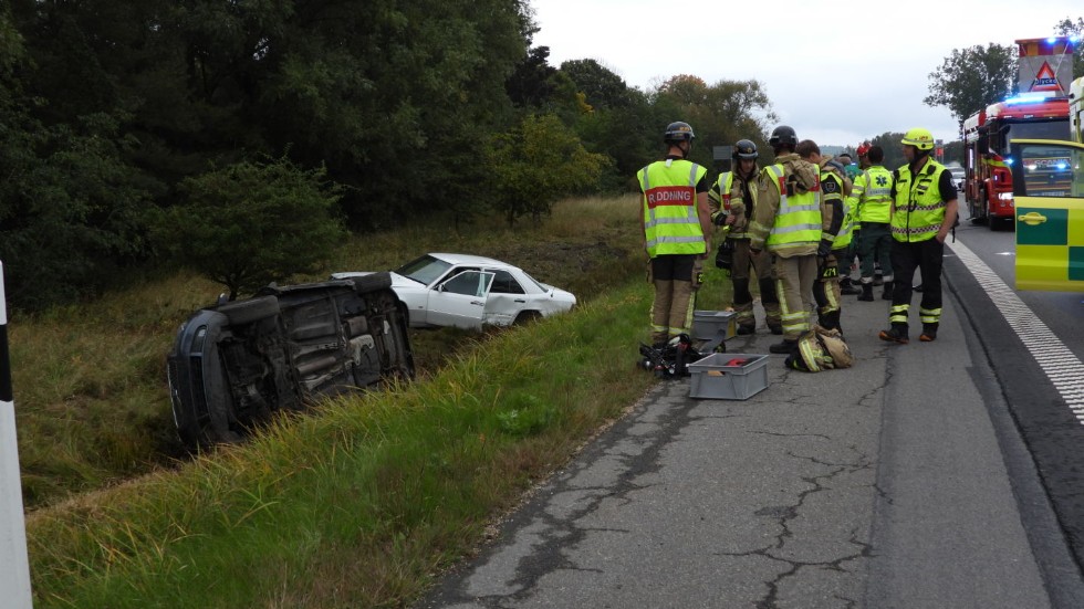 Två bilar var inblandade i olycka på E22 mellan trafikplats Navestad och trafikplats Hageby.