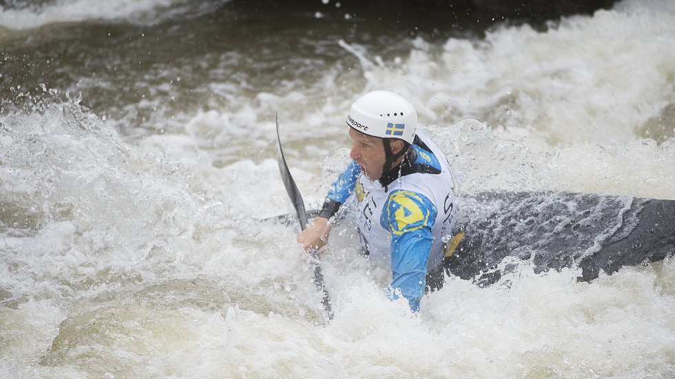 Fredrik Wahlén var bara en halvsekund från att ta sig till VM-semifinal, men när Isak Öhrström kvalade in en svensk kanot till Tokyo lever OS-chansen.