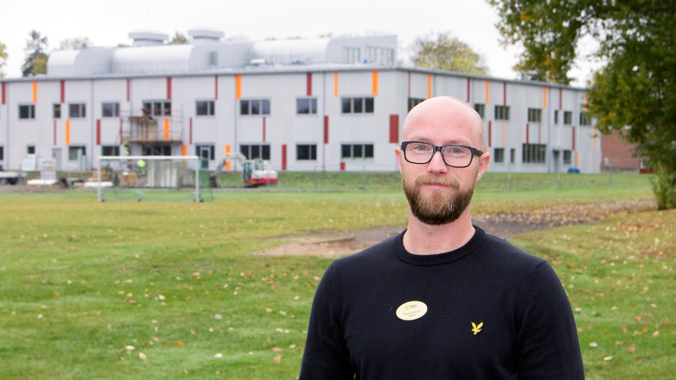 Magnus Karlsson, rektor för Slottsskolans årskurs 7-9, tror på att förändringsarbetet ger resultat på sikt. "Det tar tid att vända en oljetanker", säger han. 