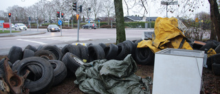 Dumpade däck upprör i Enköping