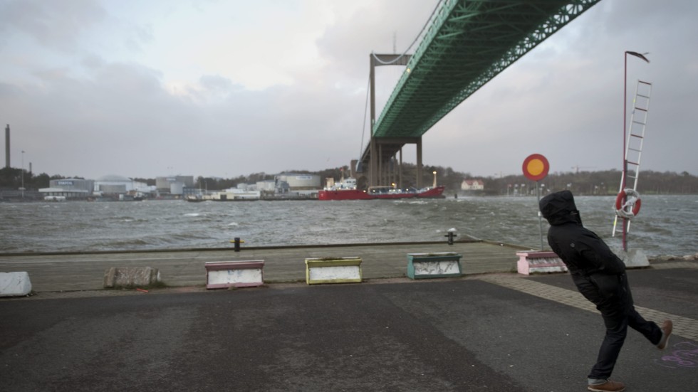 Här en bild från en storm i Göteborg. I SOM-institutets rapport varnas för andra stormar som kan ställa till det om stor och bred nyhetsmedia inte ser upp. 