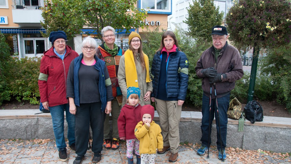 Britt Nordenstam, Ann Carlberg, Monica Kolm, Annika Van Keeken med barnen Frej och Julia, Catarina Ask och Hans Nordenstam.